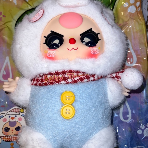 400% Baby Three V2 (Special Crying Eyes) - Picture 2 of 3